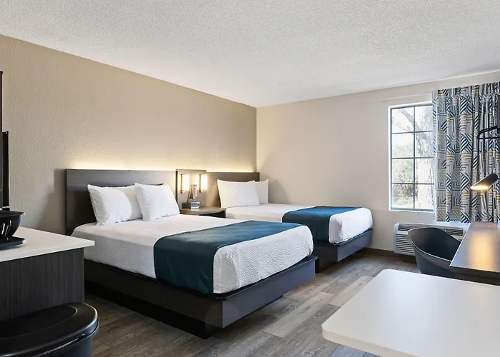 6 Tucson, Az - North Hotel Cortaro
