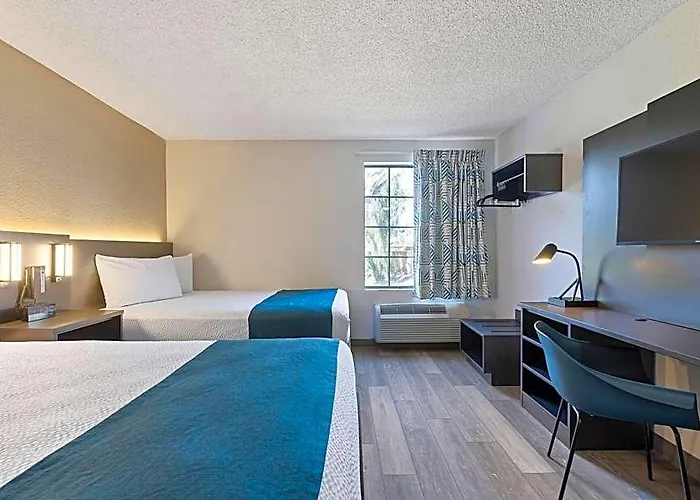 6 Tucson, Az - North Hotel