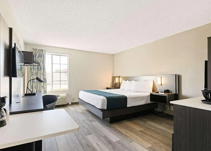 6 Tucson, Az - North Hotel